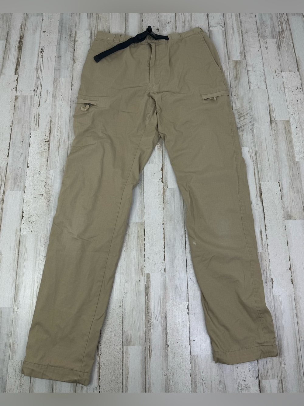 Uniqlo Fleece Lined Cargo Pants Mens S (28x32) Khaki with Belt